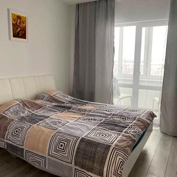 Чорновола, 8