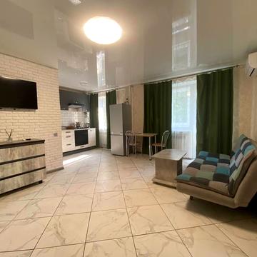 Хамзата Ґелаєва вул. (Хабаровська), 2