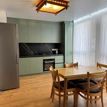 Євгена Коновальця вул., 37-А