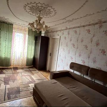 Миколи Василенка вул., 12