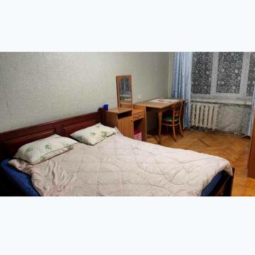 Чоколівський бульв., 18