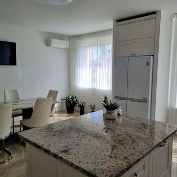 Героїв Крут вул., 6