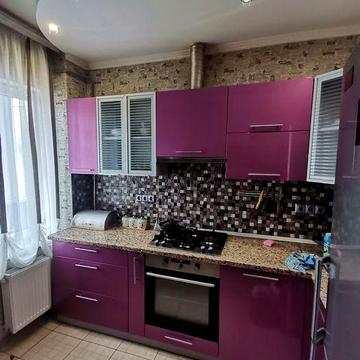 Оренда 2к кв в новобудові на Келецькій