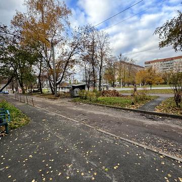 Нескорених вул., 36