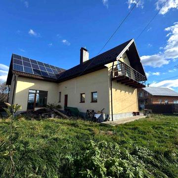 Сучасний особняк з ВЛАСНОЮ ділянкою!