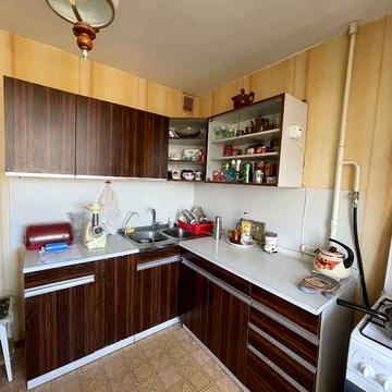 Амвросія Бучми бульв., 8