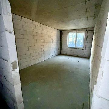 Костянтина Василенка вул. (30-річчя Перемоги), 14в