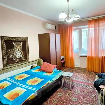 Героїв просп., 37