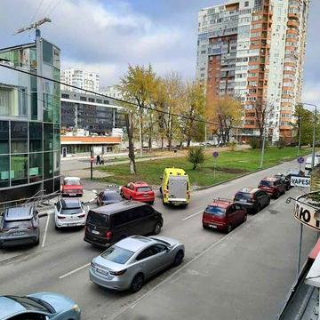 Продам красивую 2к.сталинку,ж\б,капремонт,пр.Науки 12 (404471)