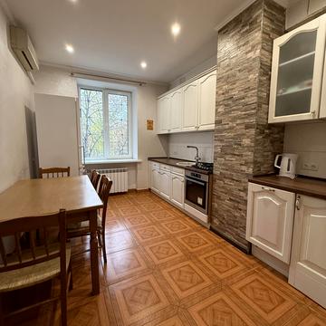 Воскресенська вул. (Леніна), 1-Б