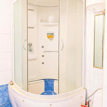 Тараса Бульби вул. (Карнаухова), 20