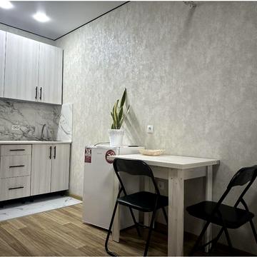 Пішонівська вул., 22