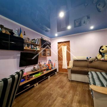 Домнобудівників пл., 2а