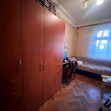 Леонтовича вул. (Бєлінського), 10