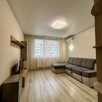 Європейського Союзу просп. (Правди), 41-Д