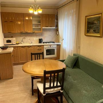 Берестейський просп. (Перемоги), 17