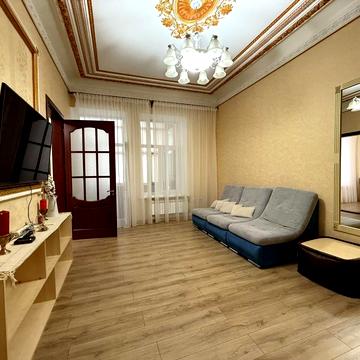 Тараса Шевченка бульв., 48-А