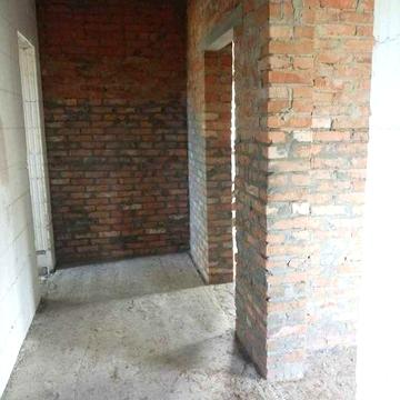 Якісний будинок за Гостомелем. З/бетонні перекриття та підвал.