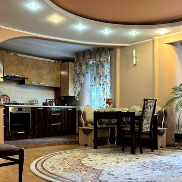 Пирогова вул., 3а