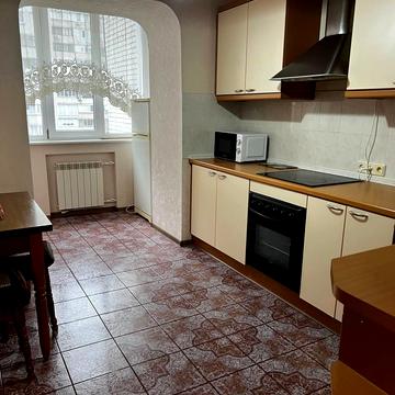 Драгоманова вул., 31-В