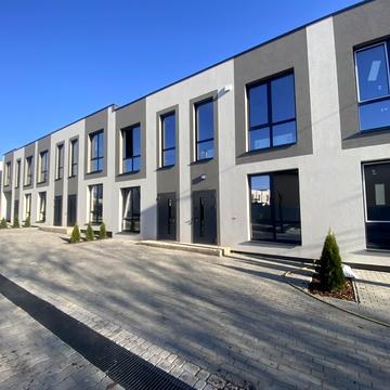 Мирна вул. (Інтернаціональна), 65