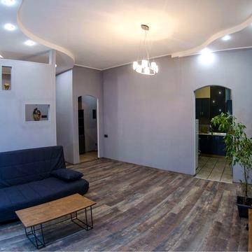 Прорізна вул., 21