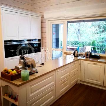 Горяна вул. (Олега Кошового), 1