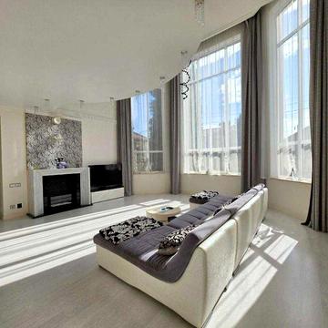 Продаж будинку, Малечковичі