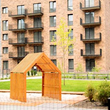 2к квартира з великим ПАТІО в малоповерховому будинку ЖК Вавель