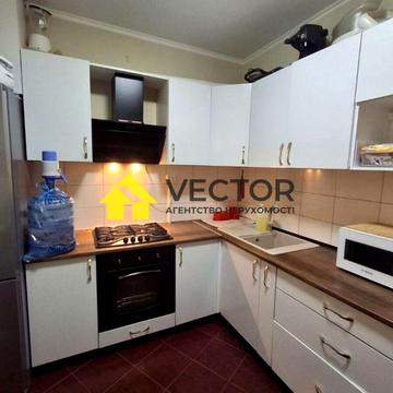 Боровіковського бульв., 3