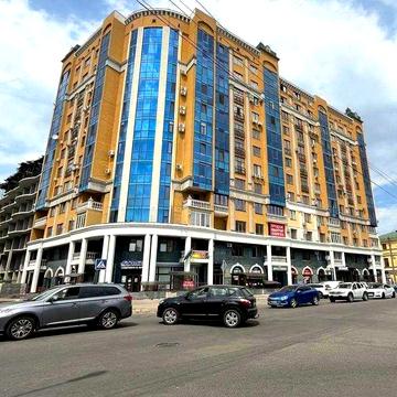 Продам 4-кімнатну квартиру Центр №3630