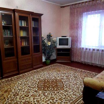 Здам з гарним ремонтом невеликий  будинок