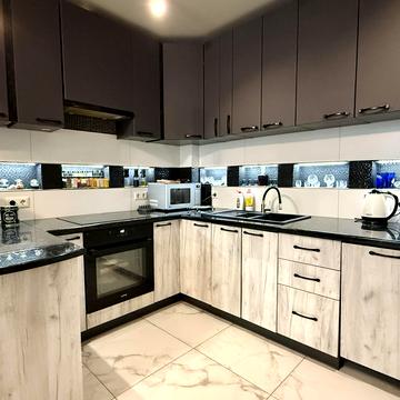 Університетська вул., 3/11