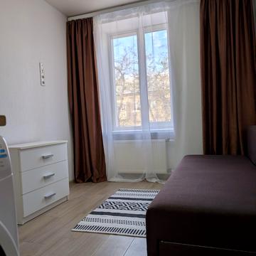 Михайлика вул. (Височиненка), 4