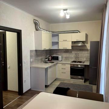 Івана Виговського вул. (Маршала Гречка), 10-Ж