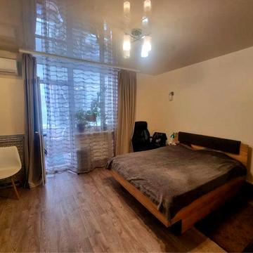 ПРОДАЖ від ВЛАСНИКА  1-кк з великою терасою та меблями ЖК «Ліко-Град 3»