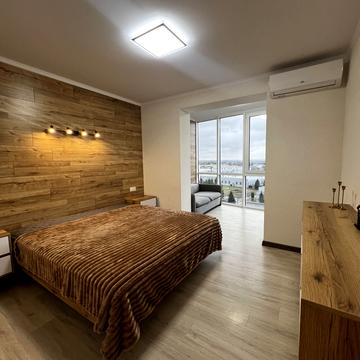 Рівненська вул., 25-В