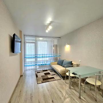 Європейського Союзу просп. (Правди), 41-В