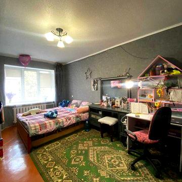 Продам 1-к квартиру  р-н Літака