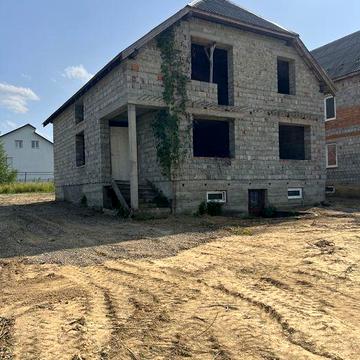 Будинок біля Мукачева