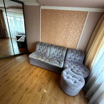 Оренда 3 кімнатної квартири на ж/ м Лівобережній-3 проспект МИРУ