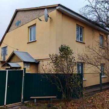 Здам пів дому на 3 кімн.Всі умови.