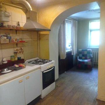 Сдам 2 ком. на Подоле, ул Панянка, частично, меблирована.