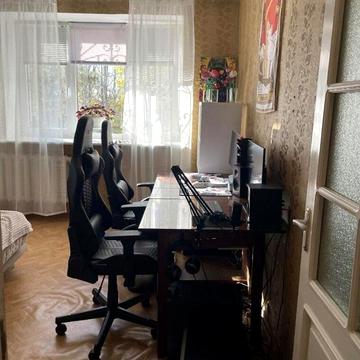 Олега Григорєва вул., 10б