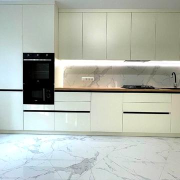 Праведників Світу вул., 21