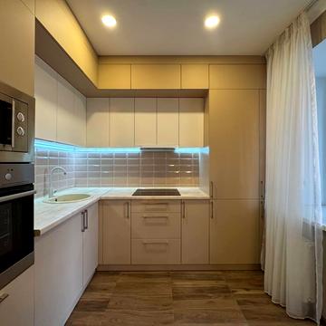 Академіка Вернадського бульв., 24