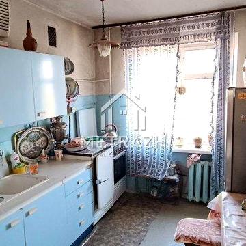 Квартира 70 м², двостороння, тепла, спецпроєкт, біля метро! ЖК Будинки 1950-2010 року