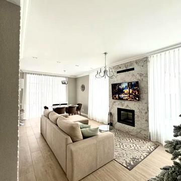 Лісова вул.