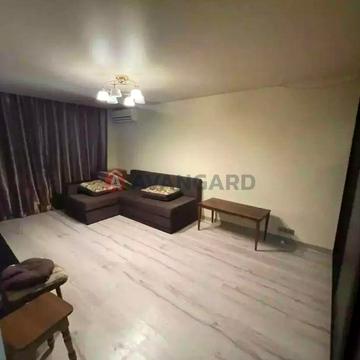 Продам 1-кімнатну квартиру-студію на Тополі-2