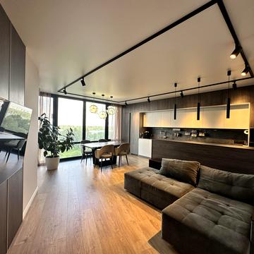 Володимира Івасюка просп. (Героїв Сталінграду), 2-Д